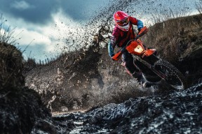 平台操作流程中九游官网下载的表现操作教程